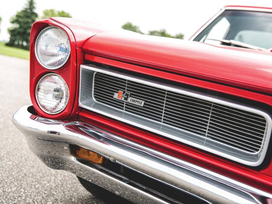 Детали экстерьера Pontiac GTO Chief Camino 1965 года  (фото 9 из 23)